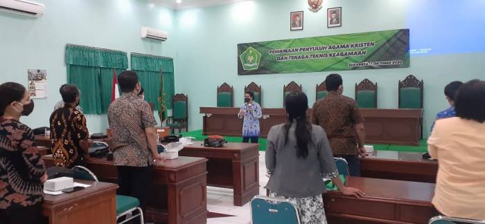 Tingkatkan Skil Penyuluh Kristen, Kemenag Surabaya Melalui Bimas Kristen Adakan Pembinaan