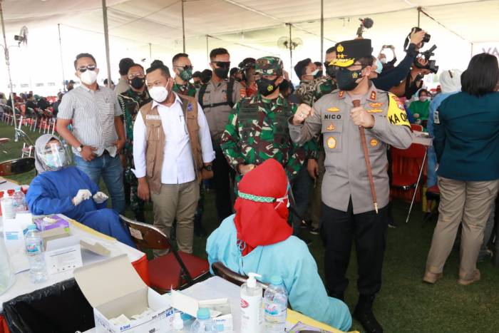 Sinergitas Forkopimda Jatim dan Forkopimda Surabaya Sukseskan Serbuan Vaksinasi
