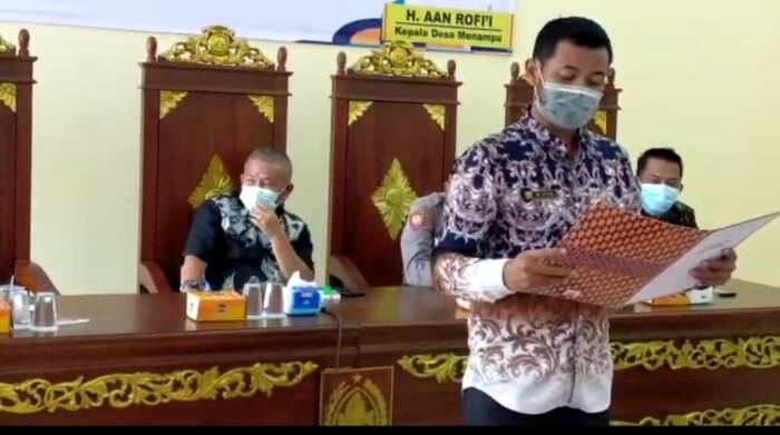 Pelantikan dan Pengambilan Sumpah Perangkat Desa Menampu