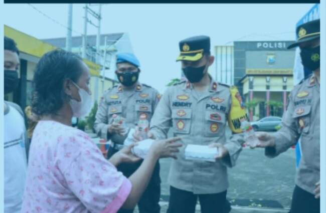Jelang Buka Puasa, Wakapolres Berbagi Berkah