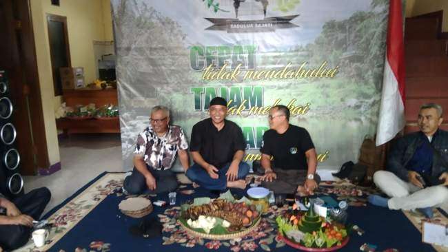 MILANGKALA YAYASAN GAPURA SADULUR SAJATI KE-2 DISELENGGARAKAN SECARA HIKMAT.