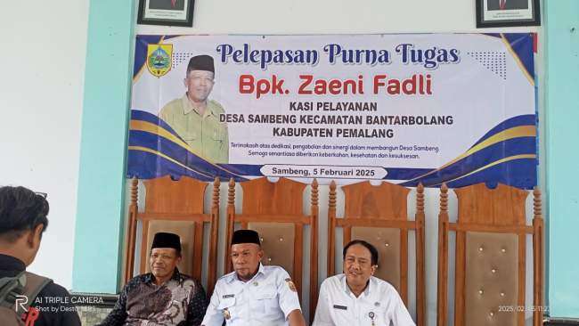 Suasana Haru Menyelimuti Desa Sambeng Saat Pelepasan Purna Tugas Kasi Pelayanan