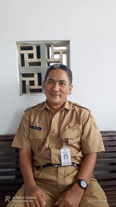 Peran Sekolah Dalam Pemerataan Pendidikan Bagi Anak Yatim Piatu