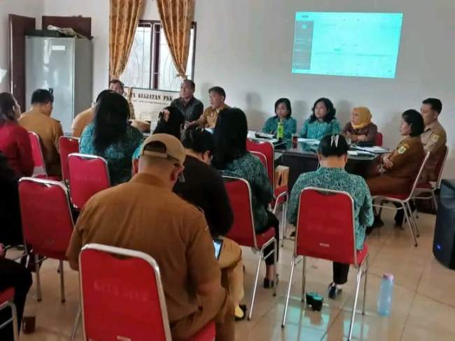 Kabupaten PakPak barat Gelar Rapat Koordinasi Pelaksanan IVA Test Dikantor Kecamatan.