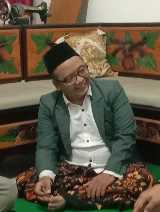 BUPATI JOMBANG HARUS BERTANGGUNGJAWAB ATAS TERABAIKANNYA HAK ASASI PEDAGANG TRADISIONAL UNTUK MENGAIS NAFKAH SAAT KONSER MUSIK
