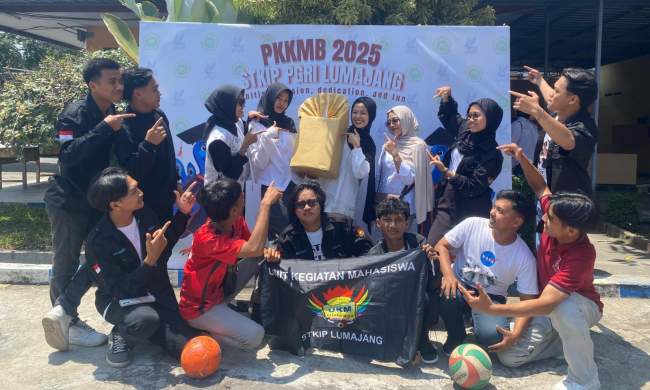 UKM Olahraga STKIP PGRI Lumajang Raih Nominasi Stand Bazar Terbaik dalam PKKMB 2025