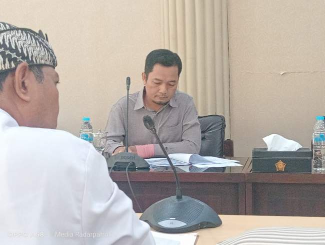 DPRD kota Probolinggo dan RDP komisi lll menyoroti PHK karyawan PT indopherin jaya