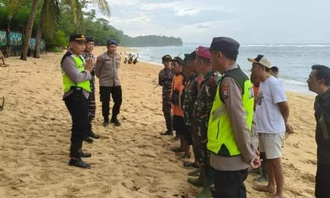 Nelayan Hilang Terseret Arus di Pantai Balekambang, Pencarian Masih Berlanjut