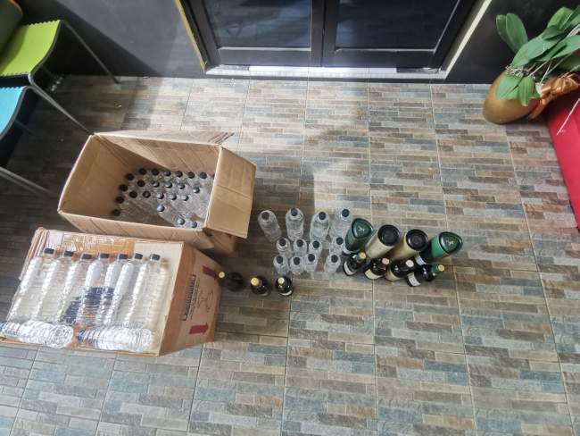 Polrestabes Surabaya Amankan Ratusan Liter Miras Ilegal di Lakarsantri