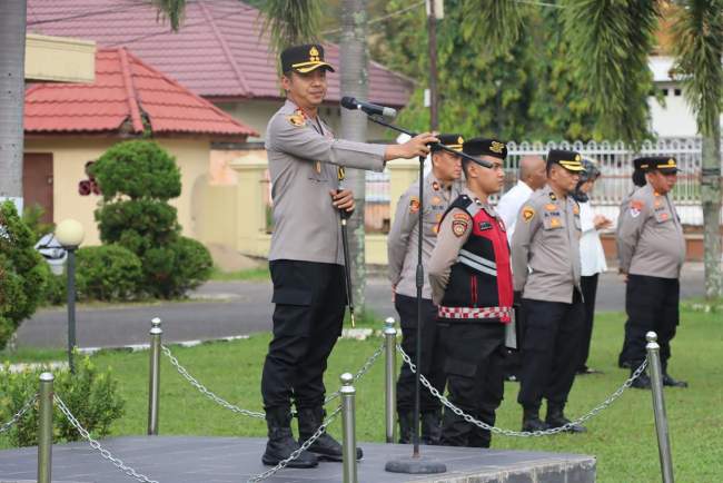 Apel Perdana Pasca Lebaran, Kapolres Ogan Ilir Pimpin Halal Bihalal dan Tekankan Profesionalisme Personel