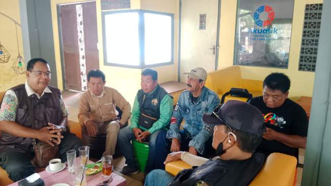 Momen Lebaran F-Wamipro Jalin Silaturohim Anggota yang di Lumajang di Kolam Renang Veteran