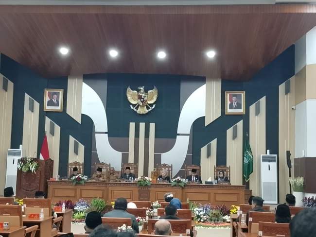 DPRD Beri Apresiasi LKPJ 2025 Bupati Pasuruan Pertumbuhan Ekonomi Meningkat