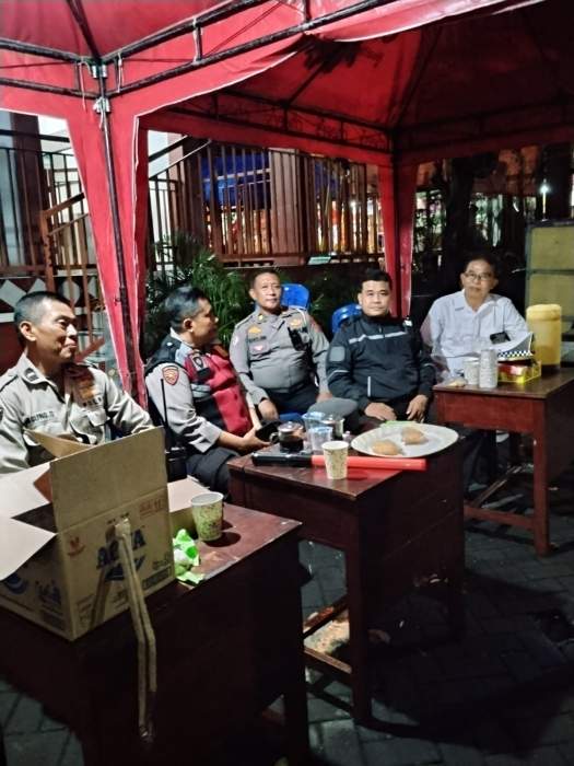 Jamin Kenyamanan Umat, Polres Pasuruan Siagakan Personel saat Misa Kamis Putih