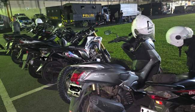 Polres Mojokerto Kota Amankan 80 Pemuda Konvoi,1 orang Kedapatan Bawa Sajam
