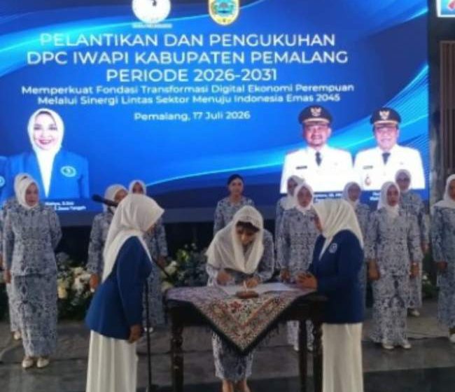 Pelantikan Pengurus Dan Anggota IWAPI Pemalang Periode 2026-2031 : Memperkuat Kapasitas Perempuan Pengusaha Untuk Mendorong UMKM